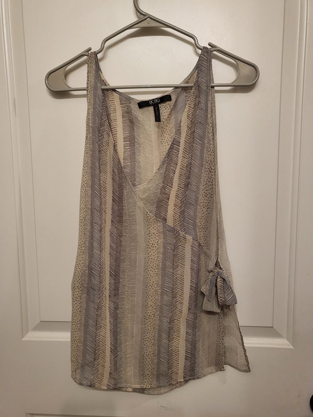 BCBG Paris Side Tie Top Small